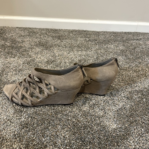 Eileen Fisher | cage lattice open toe zip back leather size 10 - Picture 4 of 8